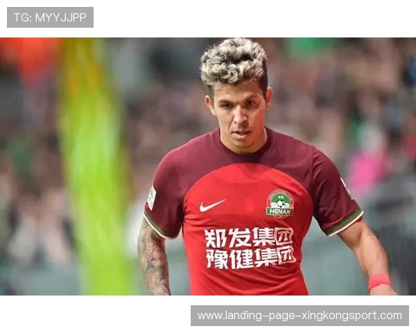 河南队快速穿插形成巨大压力,节奏持续提升 河南队快速穿插形成巨大压力,节奏持续提升