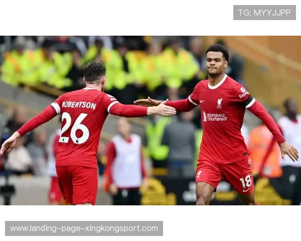 利物浦加克波强势护球连过两人推射破门，展现超凡球技